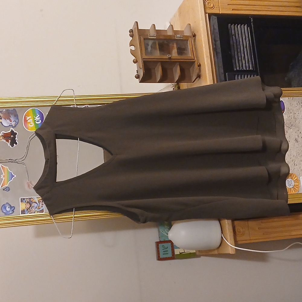 Woman's shirt
